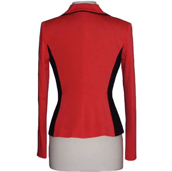 Kay Unger Coat NWT Small Coral Black Hook Close - Picture 2 of 6